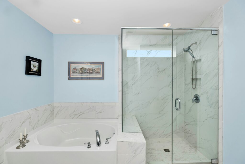 une-baignoire-douche